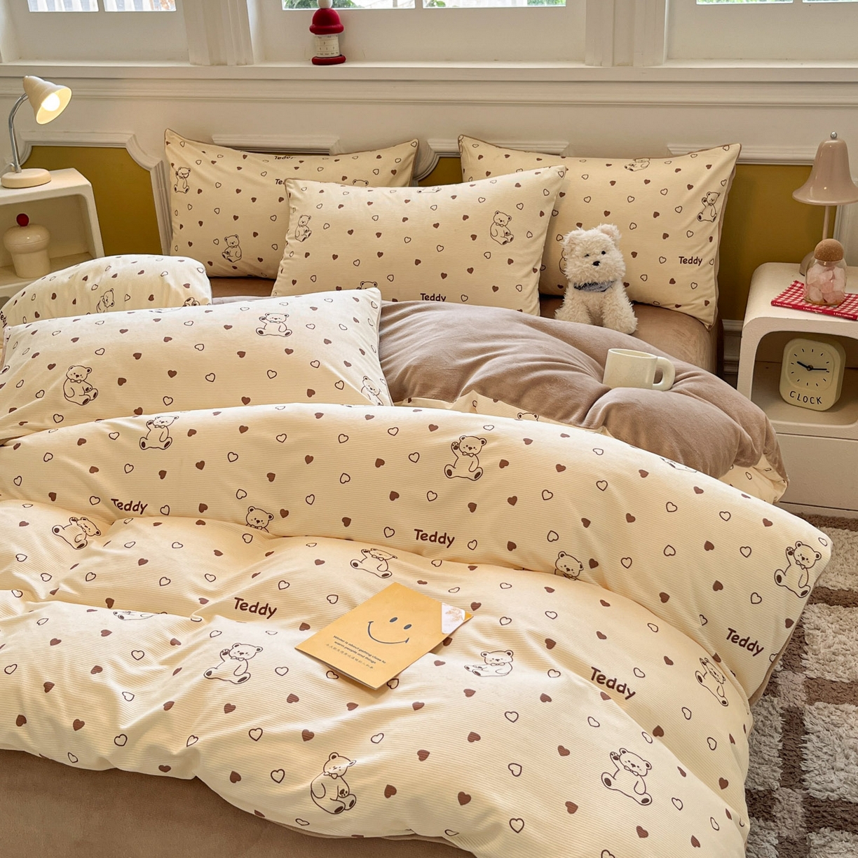 91家纺网 家纺一手货源 找家纺 羚羊语家纺 2025新款灯芯绒 温暖颂系列-印花牛奶绒四件套高克重简约卡通花卉提花加厚保暖床单床笠三件套（买家秀请联系客服!） 温暖颂-小熊奇遇