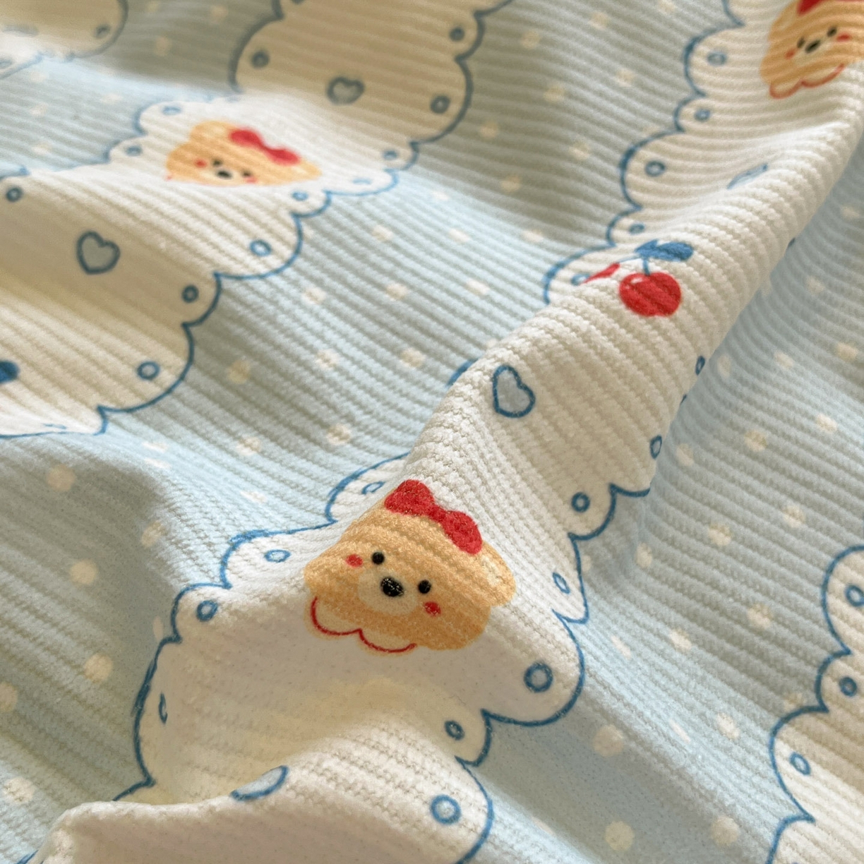 91家纺网 家纺一手货源 找家纺 羚羊语家纺 2025新款灯芯绒 温暖颂系列-印花牛奶绒四件套高克重简约卡通花卉提花加厚保暖床单床笠三件套（买家秀请联系客服!） 温暖颂-樱桃日记