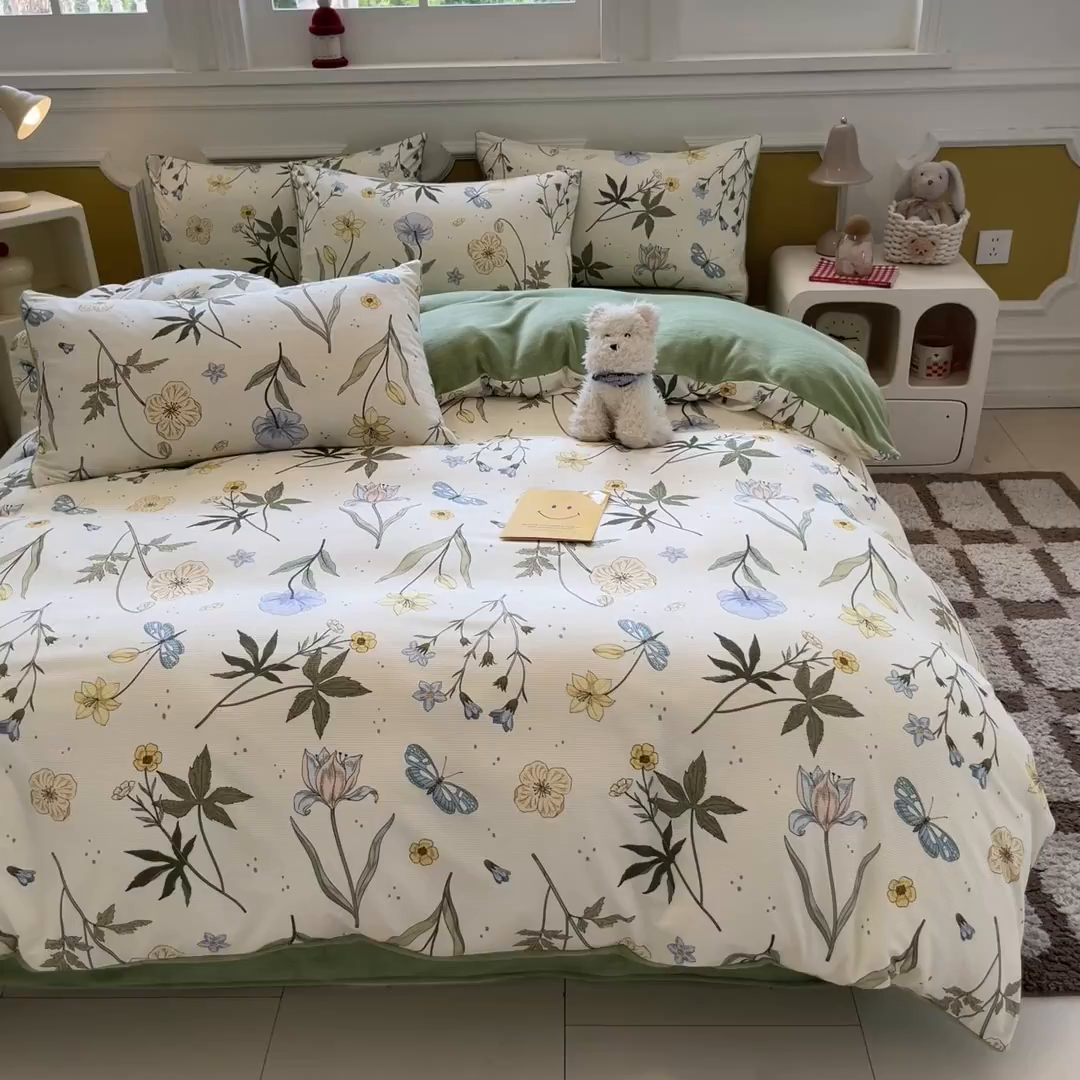 91家纺网 家纺一手货源 找家纺 羚羊语家纺 2025新款灯芯绒 温暖颂系列-印花牛奶绒四件套高克重简约卡通花卉提花加厚保暖床单床笠三件套（买家秀请联系客服!） 温暖颂-漫野春息