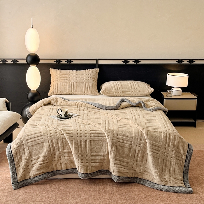 91家纺网 家纺一手货源 找家纺 欧邦 2025新款包边舒棉绒双面绒毛毯-格调系列 格调-摩卡