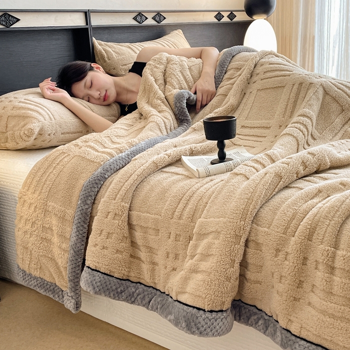 91家纺网 家纺一手货源 找家纺 欧邦 2025新款包边舒棉绒双面绒毛毯-格调系列 格调-摩卡