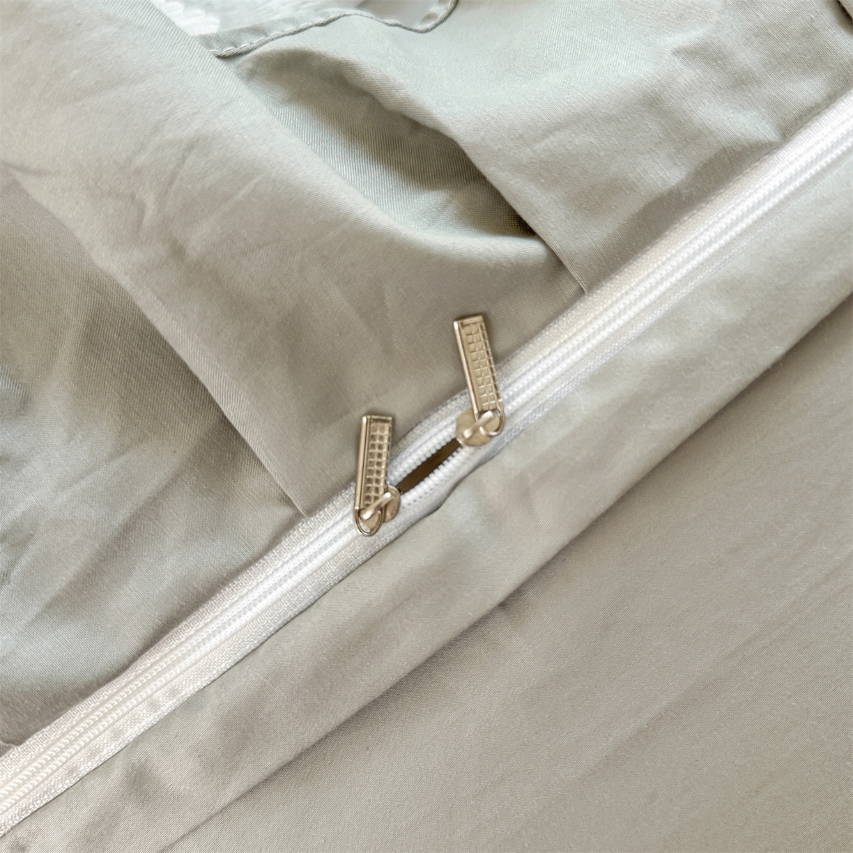 91家纺网 家纺一手货源 找家纺 宜凡家纺 2025新款长绒棉绣花夹棉床裙四件套--天鹅之吻系列 天鹅之吻-梦灰