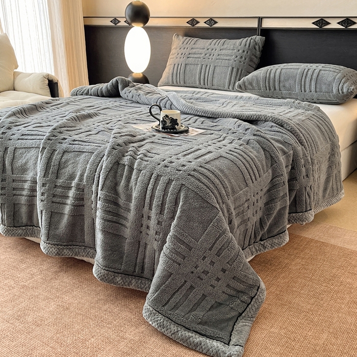 91家纺网 家纺一手货源 找家纺 欧邦 2025新款包边舒棉绒双面绒毛毯-格调系列 格调-雅灰