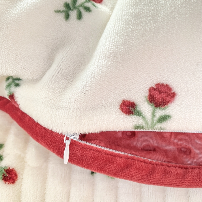 91家纺网 家纺一手货源 找家纺 （总）梦可莱家居 2025秋冬新品豆豆绒床盖大花边四件套