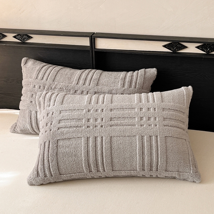 91家纺网 家纺一手货源 找家纺 欧邦 2025新款包边舒棉绒双面绒毛毯-格调系列 格调-中灰