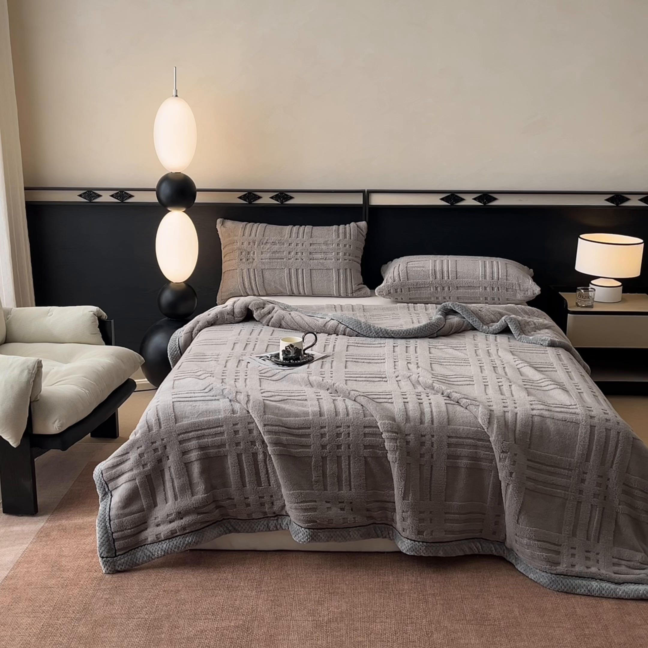 91家纺网 家纺一手货源 找家纺 欧邦 2025新款包边舒棉绒双面绒毛毯-格调系列 格调-中灰