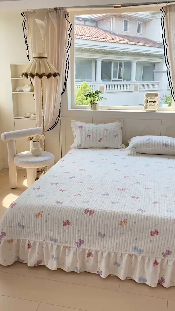 91家纺网 家纺一手货源 找家纺 梦可莱家居 2025秋冬新品豆豆绒床盖大花边四件套 彩色蝴蝶结