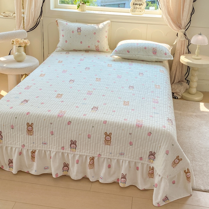 91家纺网 家纺一手货源 找家纺 梦可莱家居 2025秋冬新品豆豆绒床盖大花边四件套 多拉拉