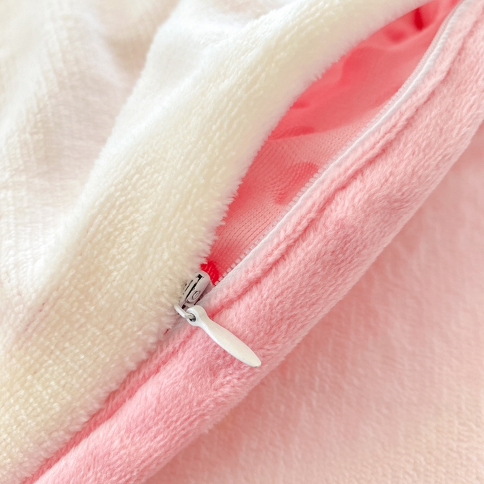 91家纺网 家纺一手货源 找家纺 梦可莱家居 2025秋冬新品豆豆绒床盖大花边四件套 多拉拉