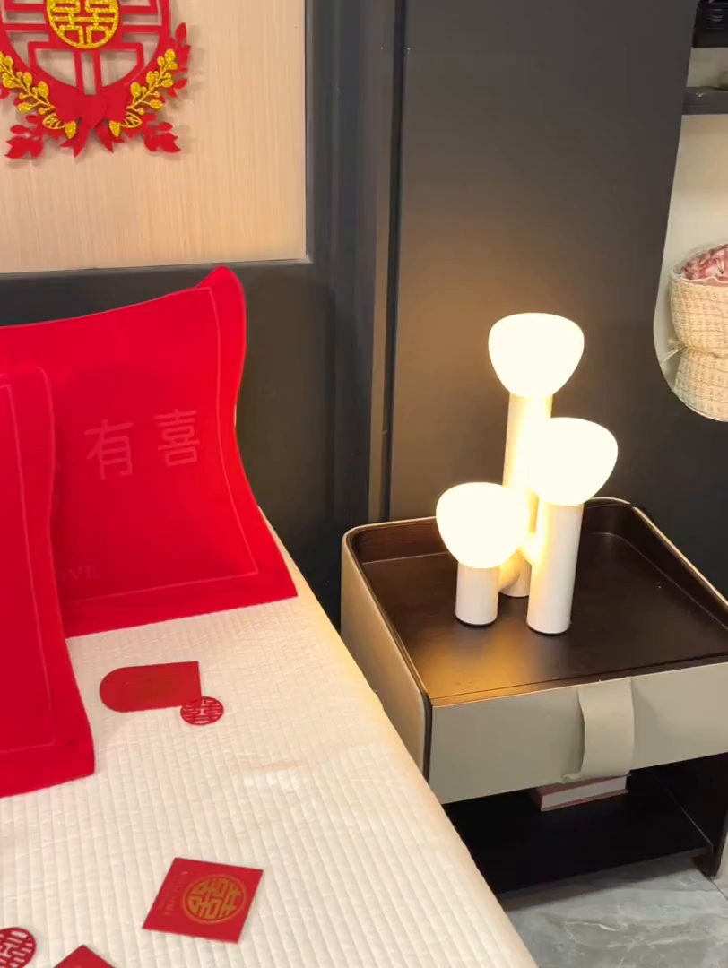 91家纺网 家纺一手货源 找家纺 （总）棠薇家纺 2025新款全棉大红婚庆枕巾红色结婚全棉纱布枕巾盖巾垫巾