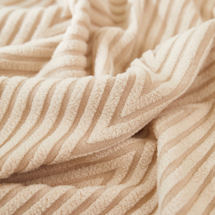 91家纺网 家纺一手货源 找家纺 飞翔家纺沙发套 2025新款人字格椅子套 卡其色