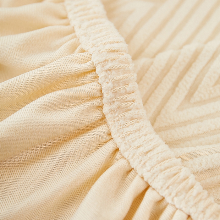 91家纺网 家纺一手货源 找家纺 飞翔家纺沙发套 2025新款人字格椅子套 米黄色