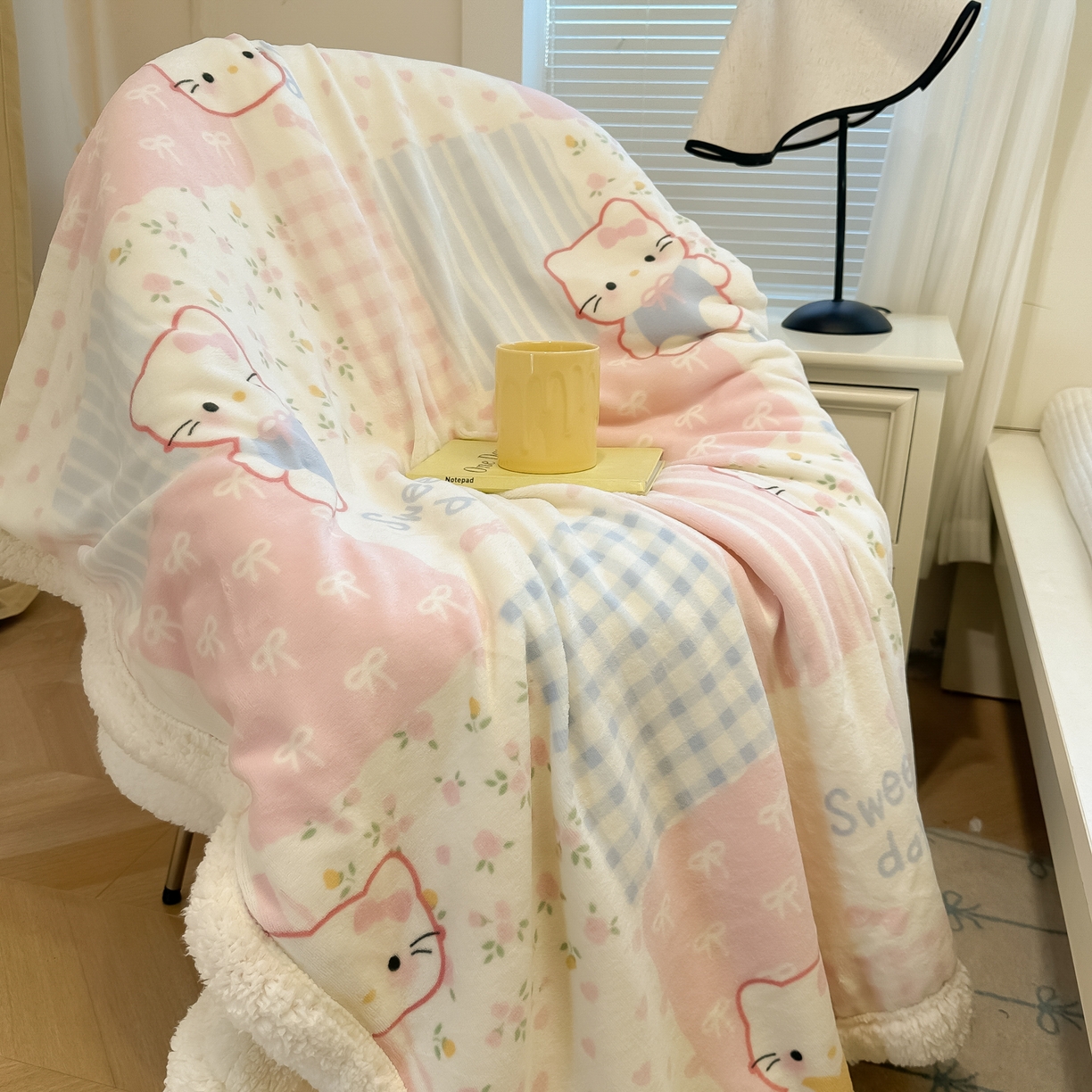 91家纺网 家纺一手货源 找家纺 盼季家纺 2025新款日韩奶油风羊羔绒+牛奶绒可爱卡通毛毯沙发毯盖毯