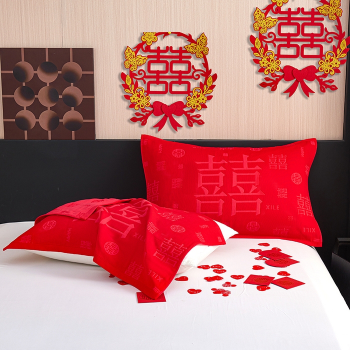 91家纺网 家纺一手货源 找家纺 棠薇家纺 2025新款全棉大红婚庆枕巾红色结婚全棉纱布枕巾盖巾垫巾 喜结连理