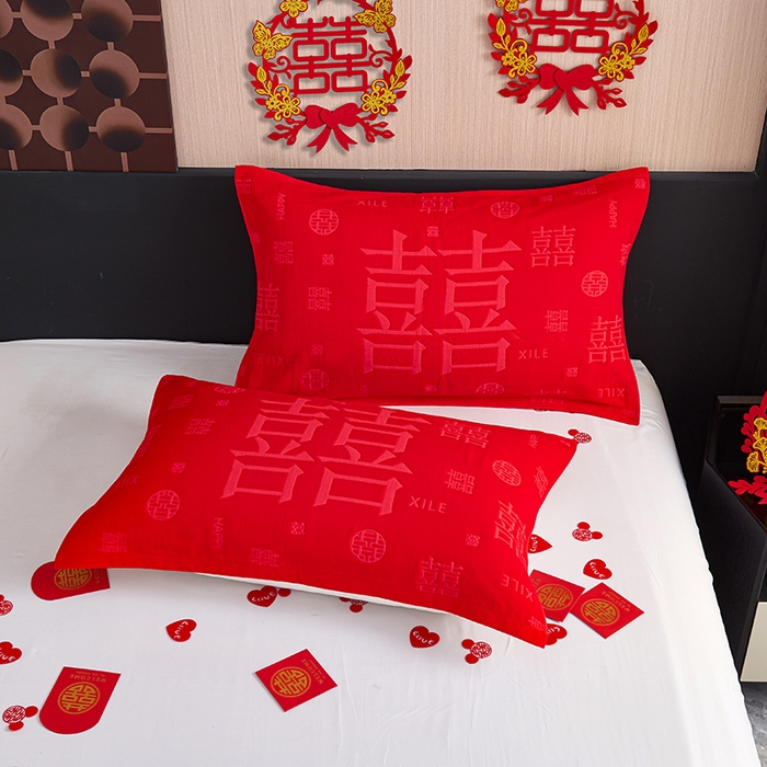 91家纺网 家纺一手货源 找家纺 棠薇家纺 2025新款全棉大红婚庆枕巾红色结婚全棉纱布枕巾盖巾垫巾 喜结连理