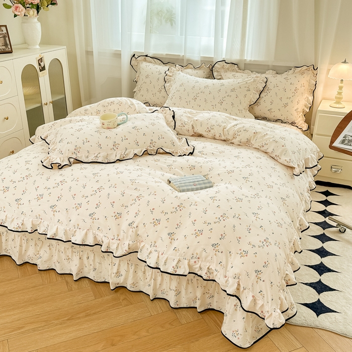 91家纺网 家纺一手货源 找家纺 梦可莱家居 2025秋冬新款法式小黑边木棉云感皱皱纱四件套床盖款 小黑边-丁香花