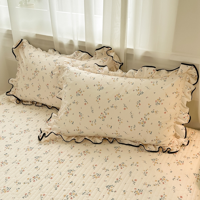 91家纺网 家纺一手货源 找家纺 梦可莱家居 2025秋冬新款法式小黑边木棉云感皱皱纱四件套床盖款 小黑边-丁香花