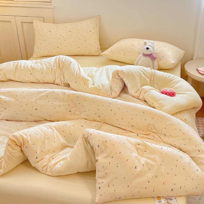 91家纺网 家纺一手货源 找家纺 大彩家居 2025新款水洗皱皱纱大豆被春秋被冬被 缤纷世界