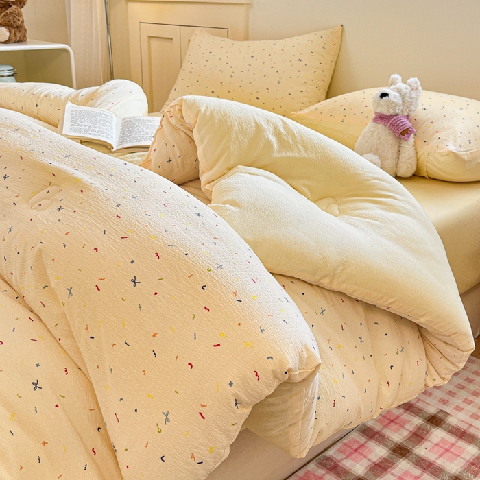 91家纺网 家纺一手货源 找家纺 大彩家居 2025新款水洗皱皱纱大豆被春秋被冬被 缤纷世界