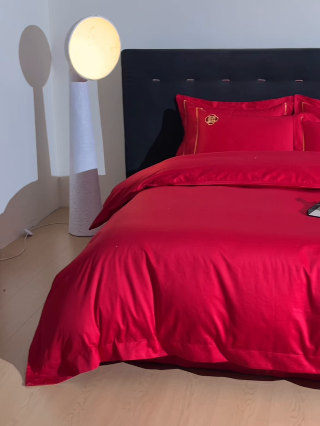 91家纺网 家纺一手货源 找家纺 （总）欧乐蒂-2025新款-亲肤棉简约刺绣四件套