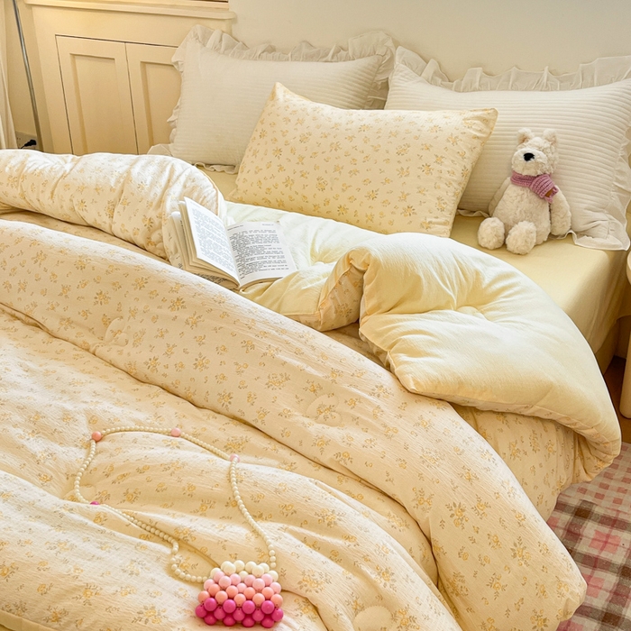 91家纺网 家纺一手货源 找家纺 大彩家居 2025新款水洗皱皱纱大豆被春秋被冬被 花海