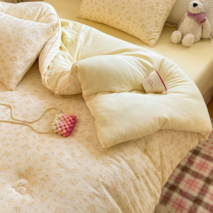 91家纺网 家纺一手货源 找家纺 大彩家居 2025新款水洗皱皱纱大豆被春秋被冬被 花海