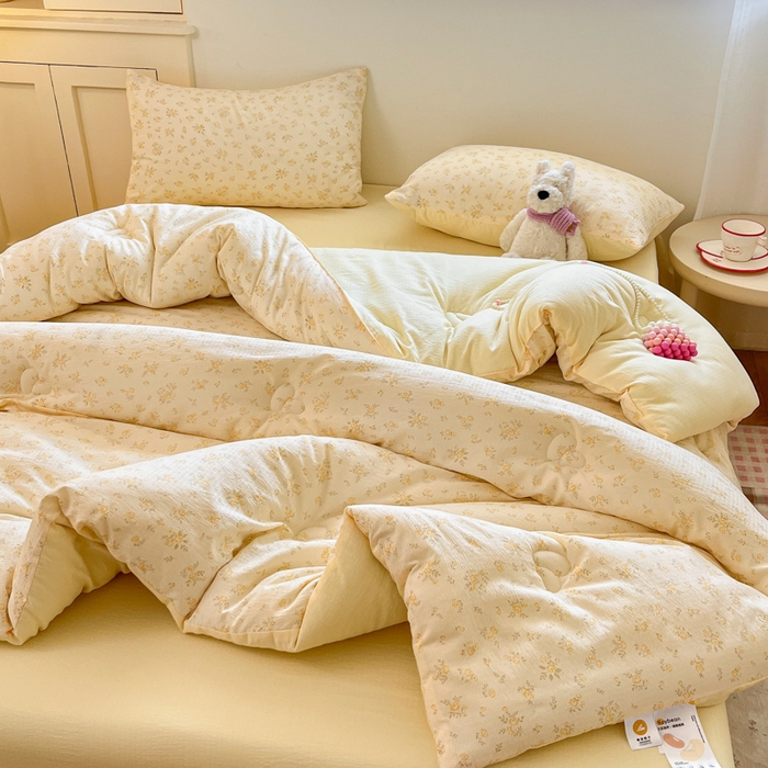 91家纺网 家纺一手货源 找家纺 大彩家居 2025新款水洗皱皱纱大豆被春秋被冬被 花海