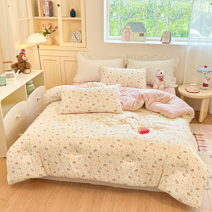 91家纺网 家纺一手货源 找家纺 大彩家居 2025新款水洗皱皱纱大豆被春秋被冬被 小狗乐园