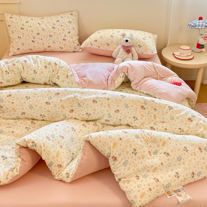 91家纺网 家纺一手货源 找家纺 大彩家居 2025新款水洗皱皱纱大豆被春秋被冬被 小狗乐园