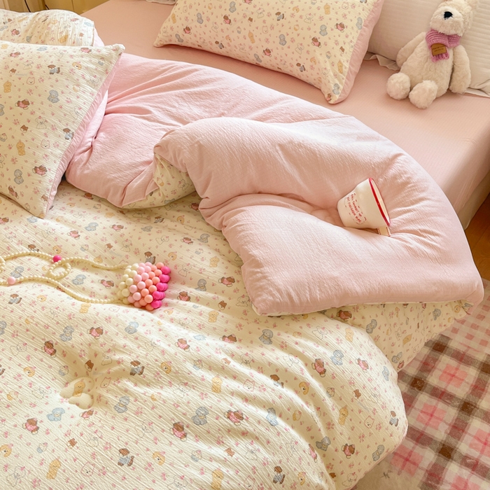 91家纺网 家纺一手货源 找家纺 大彩家居 2025新款水洗皱皱纱大豆被春秋被冬被 小狗乐园