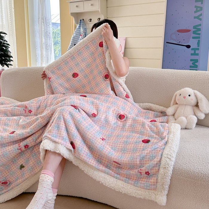 91家纺网 家纺一手货源 找家纺 （总）贝扬思家纺 2025新款秋冬可爱系牛奶绒羊羔绒多功能毛毯奶盖系列