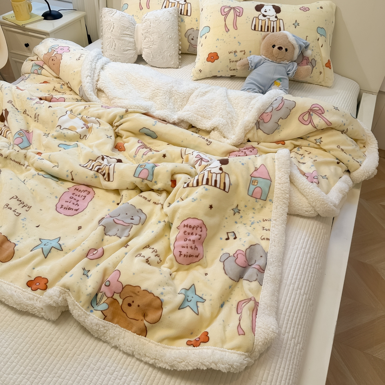 91家纺网 家纺一手货源 找家纺 盼季家纺 2025新款日韩奶油风羊羔绒+牛奶绒可爱卡通毛毯沙发毯盖毯 羊羔绒毛毯-动物音乐会