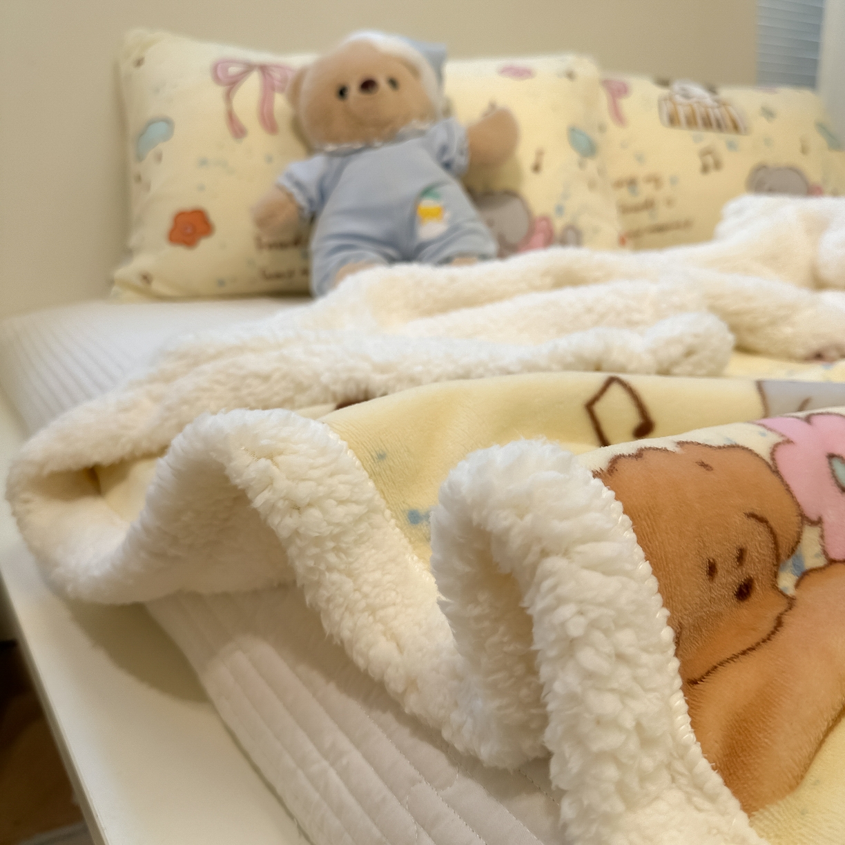 91家纺网 家纺一手货源 找家纺 盼季家纺 2025新款日韩奶油风羊羔绒+牛奶绒可爱卡通毛毯沙发毯盖毯 羊羔绒毛毯-动物音乐会