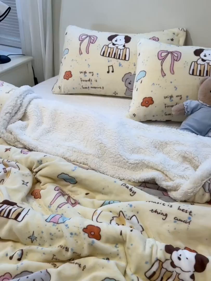 91家纺网 家纺一手货源 找家纺 盼季家纺 2025新款日韩奶油风羊羔绒+牛奶绒可爱卡通毛毯沙发毯盖毯 羊羔绒毛毯-动物音乐会