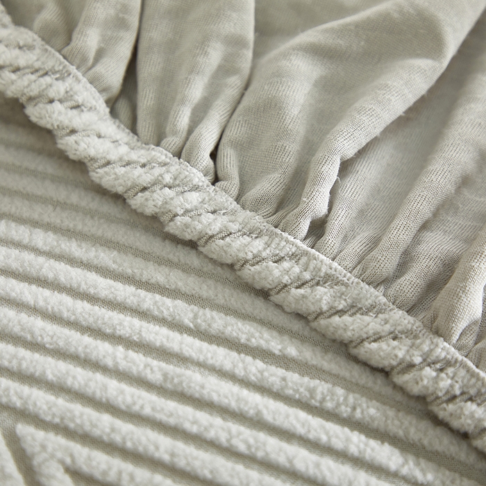 91家纺网 家纺一手货源 找家纺 飞翔家纺沙发套 2025新款人字格沙发套 浅灰色