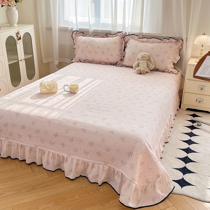 91家纺网 家纺一手货源 找家纺 梦可莱家居 2025秋冬新款法式小黑边木棉云感皱皱纱四件套床盖款 小黑边-蝴蝶结