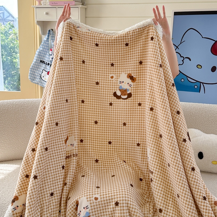 91家纺网 家纺一手货源 找家纺 贝扬思家纺 2025新款秋冬可爱系牛奶绒羊羔绒多功能毛毯奶盖系列 奶盖-咖星小猫