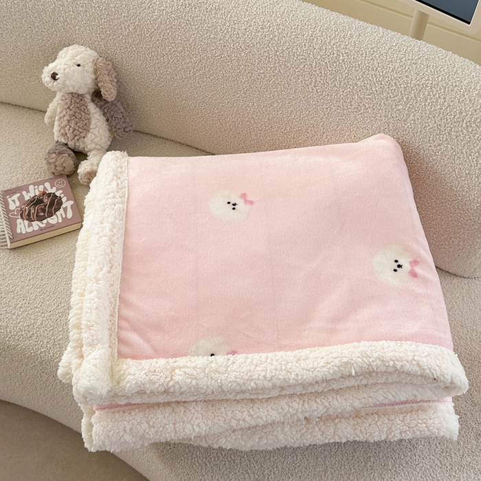91家纺网 家纺一手货源 找家纺 贝扬思家纺 2025新款秋冬可爱系牛奶绒羊羔绒多功能毛毯奶盖系列 奶盖-可爱狗头粉