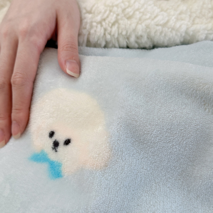91家纺网 家纺一手货源 找家纺 贝扬思家纺 2025新款秋冬可爱系牛奶绒羊羔绒多功能毛毯奶盖系列 奶盖-可爱狗头蓝