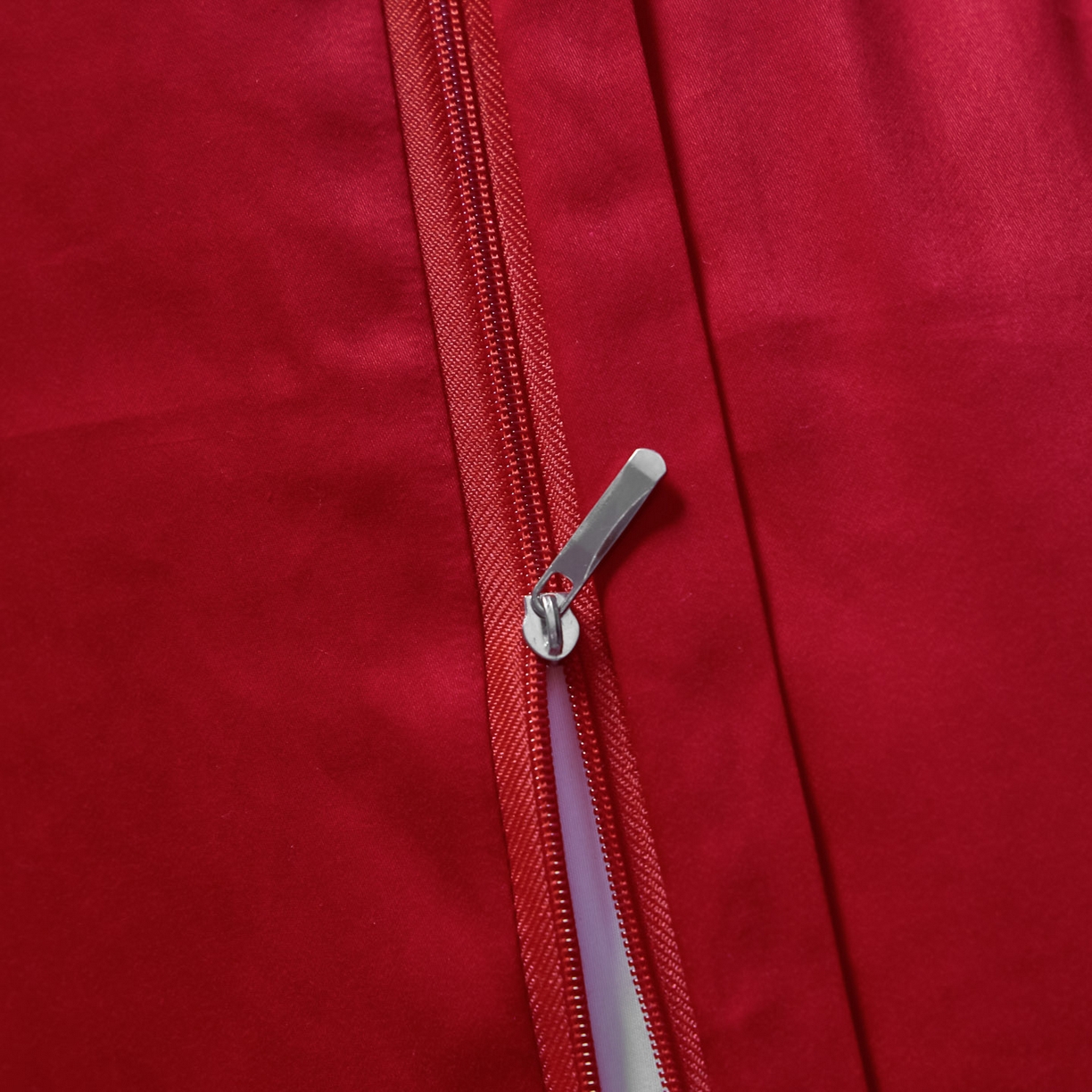 91家纺网 家纺一手货源 找家纺 欧乐蒂-2025新款-亲肤棉简约刺绣四件套 唯一