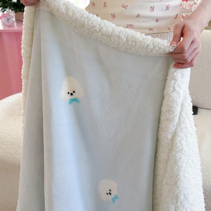 91家纺网 家纺一手货源 找家纺 贝扬思家纺 2025新款秋冬可爱系牛奶绒羊羔绒多功能毛毯奶盖系列 奶盖-可爱狗头蓝