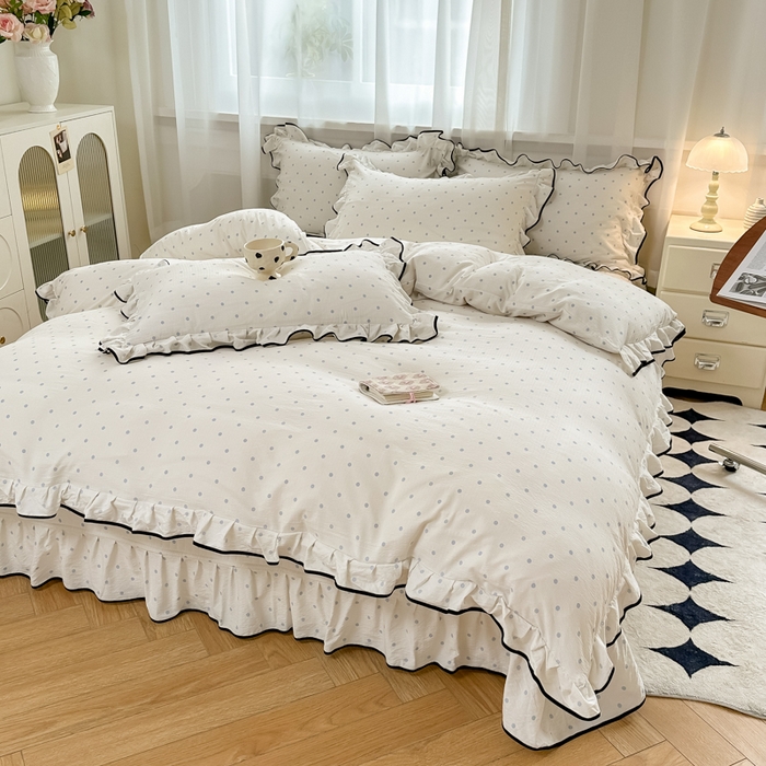 91家纺网 家纺一手货源 找家纺 梦可莱家居 2025秋冬新款法式小黑边木棉云感皱皱纱四件套床盖款 小黑边-兰波点