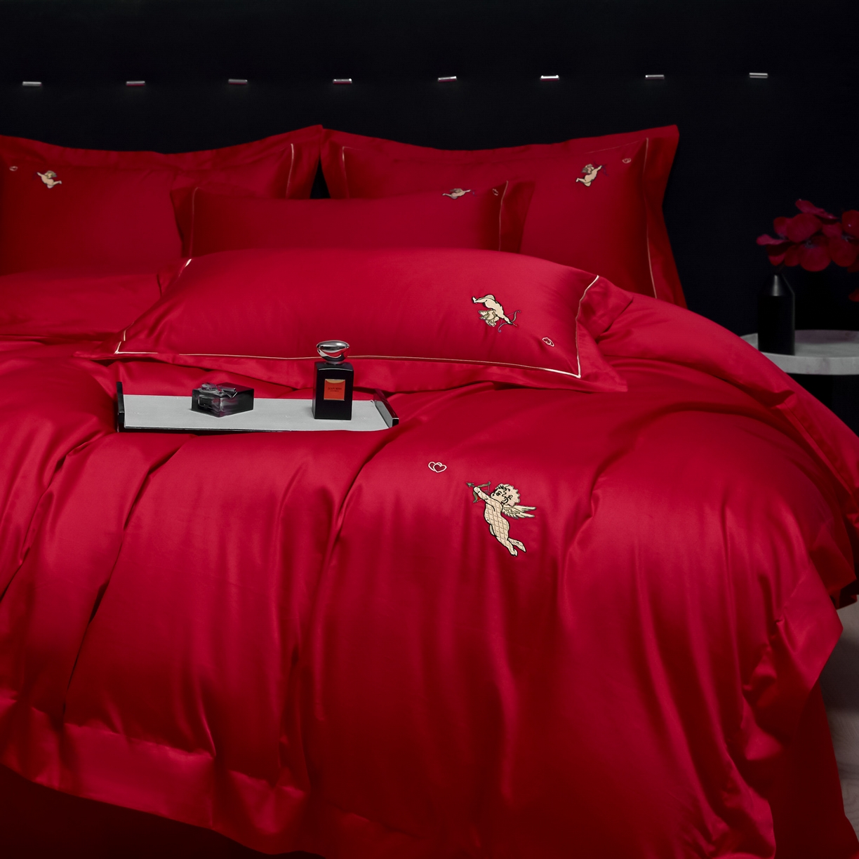 91家纺网 家纺一手货源 找家纺 欧乐蒂-2025新款-亲肤棉简约刺绣四件套 丘比特