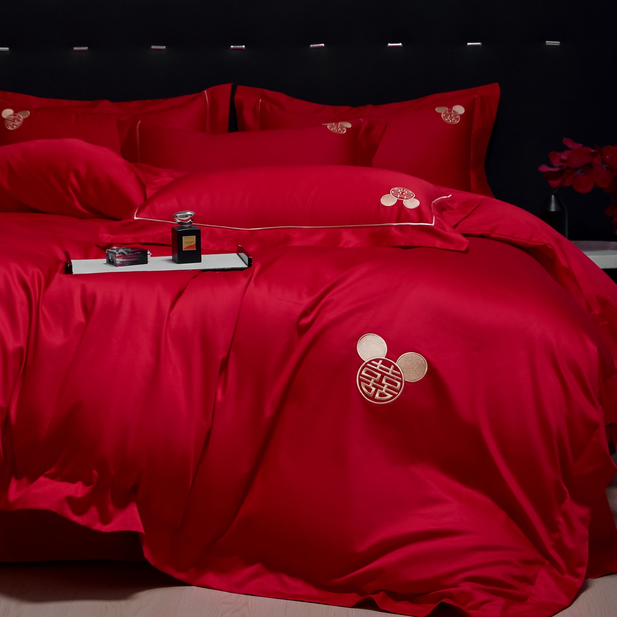 91家纺网 家纺一手货源 找家纺 欧乐蒂-2025新款-亲肤棉简约刺绣四件套 米琦