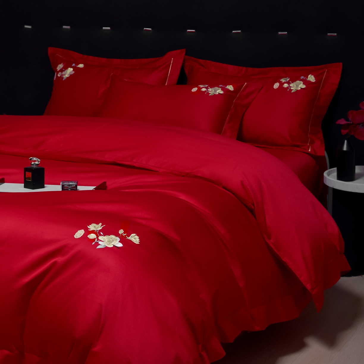 91家纺网 家纺一手货源 找家纺 欧乐蒂-2025新款-亲肤棉简约刺绣四件套 满庭芳