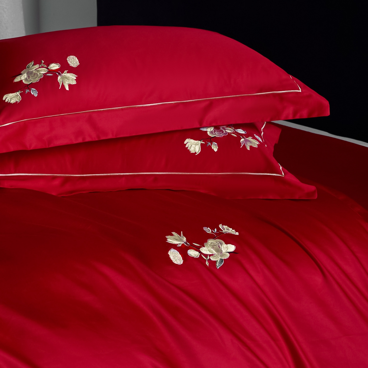 91家纺网 家纺一手货源 找家纺 欧乐蒂-2025新款-亲肤棉简约刺绣四件套 满庭芳