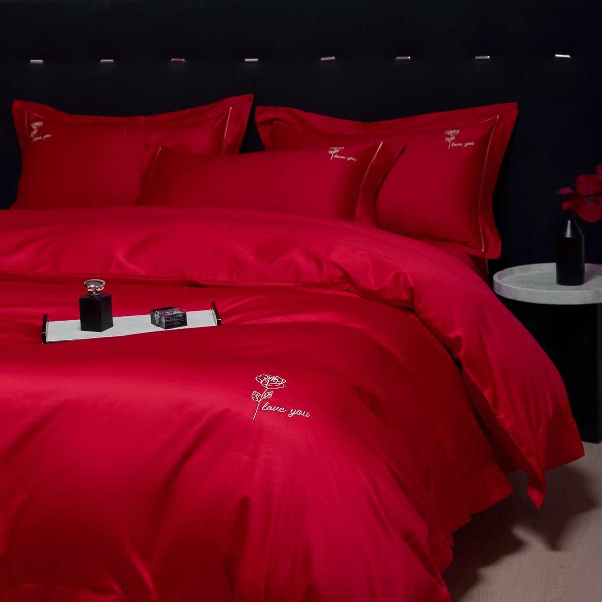 91家纺网 家纺一手货源 找家纺 欧乐蒂-2025新款-亲肤棉简约刺绣四件套 玫瑰