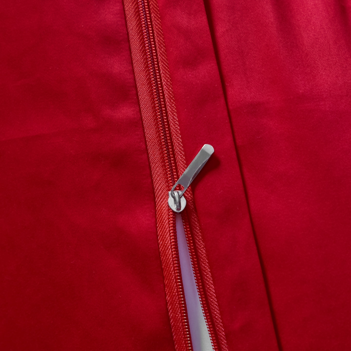 91家纺网 家纺一手货源 找家纺 欧乐蒂-2025新款-亲肤棉简约刺绣四件套 玫瑰