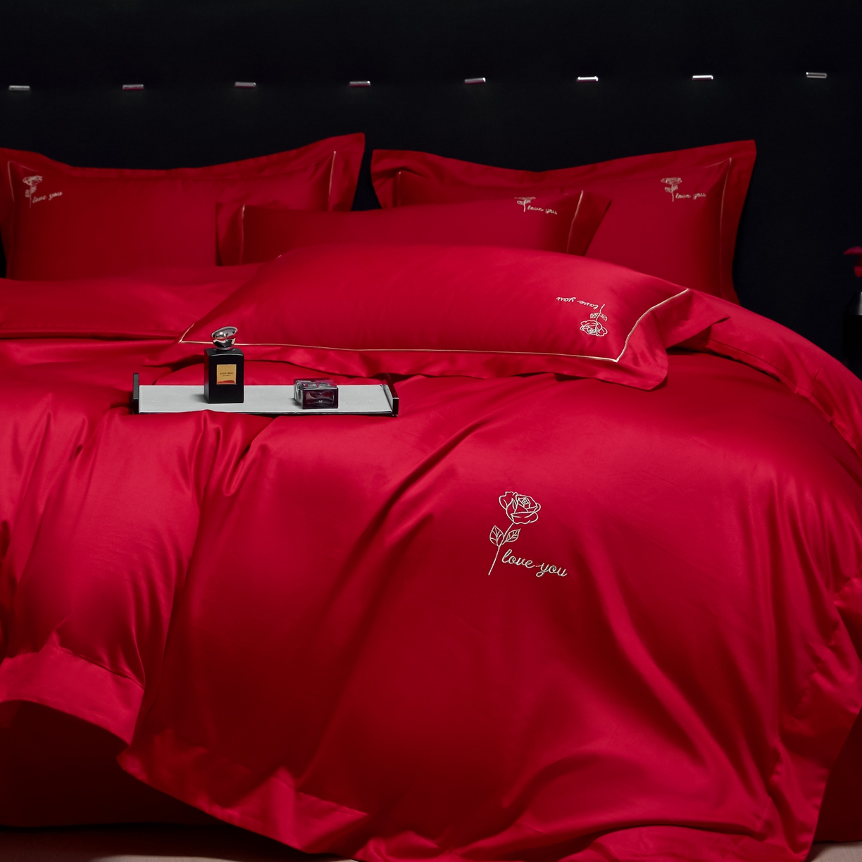 91家纺网 家纺一手货源 找家纺 欧乐蒂-2025新款-亲肤棉简约刺绣四件套 玫瑰