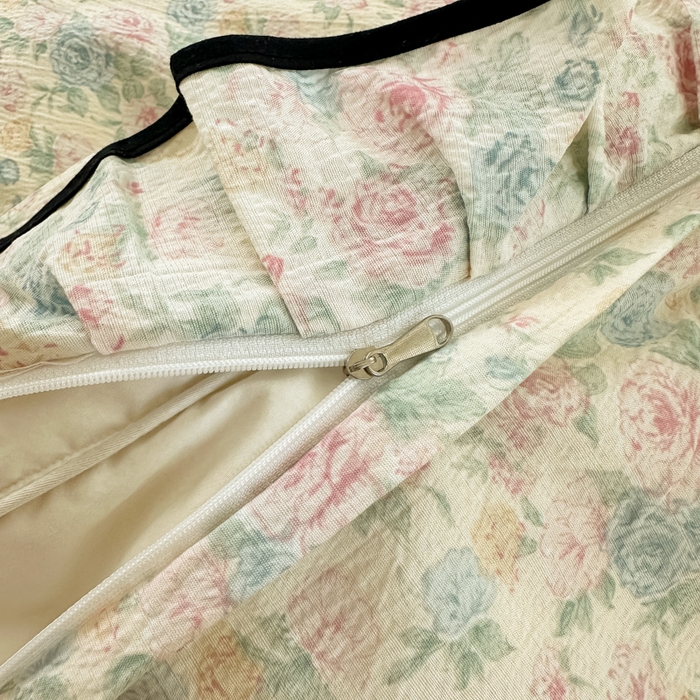 91家纺网 家纺一手货源 找家纺 梦可莱家居 2025秋冬新款法式小黑边木棉云感皱皱纱四件套床盖款 小黑边-玫夏